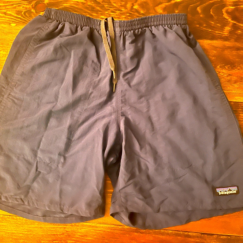Patagonia Gray Athletic Shorts with Elastic Waistband